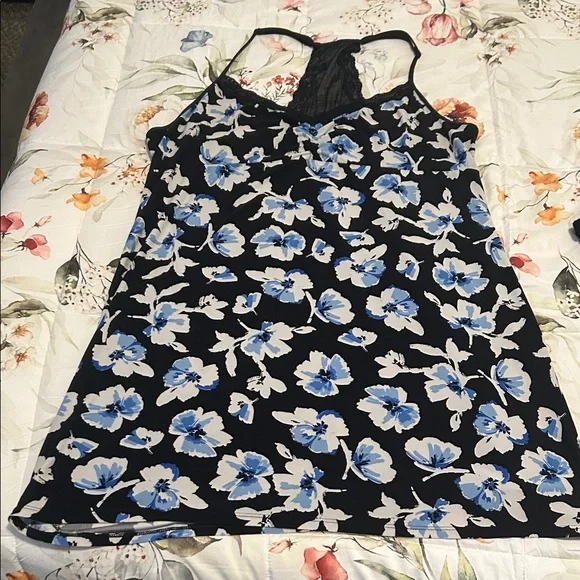 Apt. 9 Blue and White Lace nightgown - Picture 1 of 3